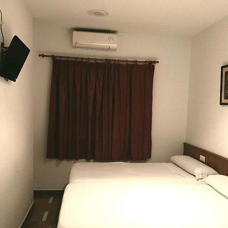 Hotel Las Yucas Атарфе Экстерьер фото