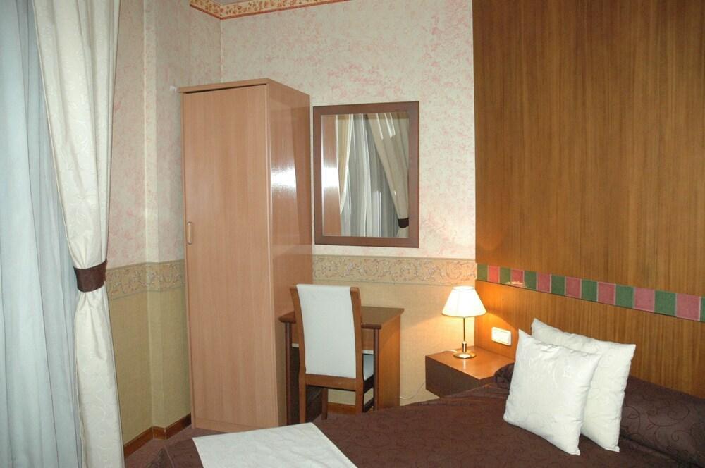 Hotel Las Yucas Атарфе Экстерьер фото